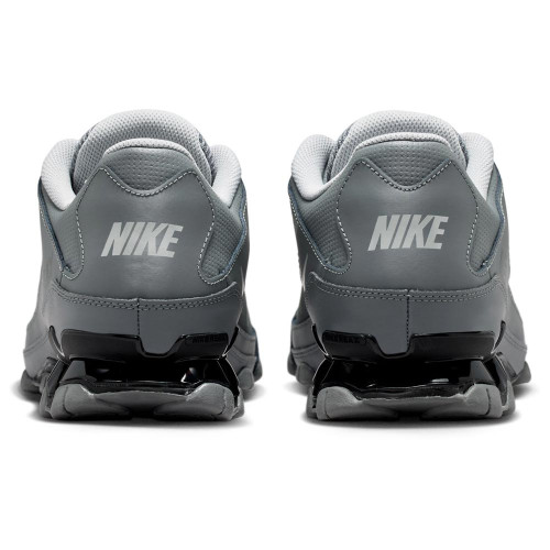 Nike Reax 8 TR